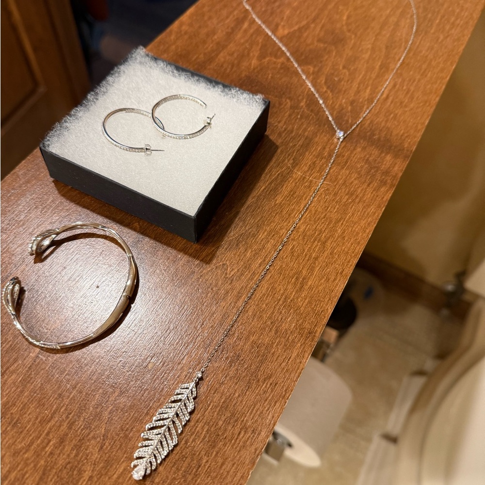 Nadri Silver Feather Necklace Set